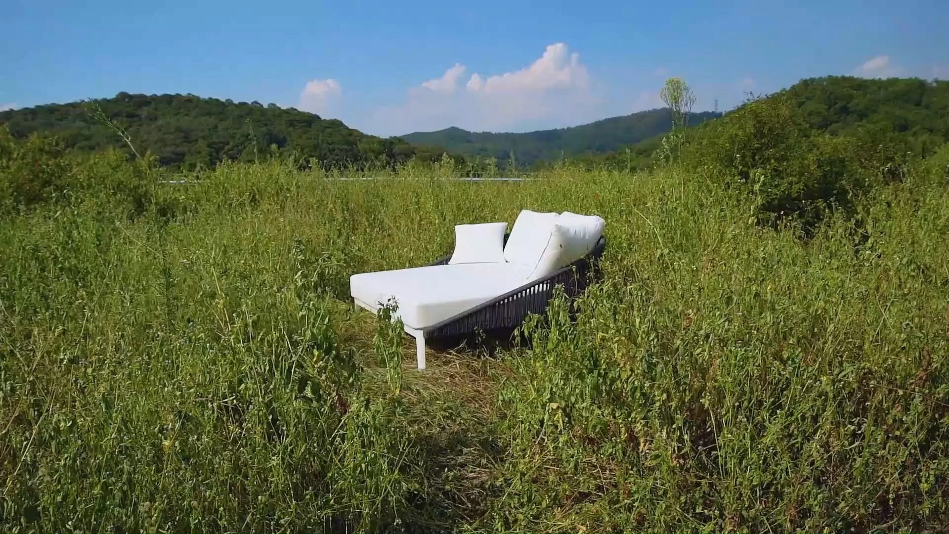 Cove Minimalist White Woven Aluminum Patio Chaise Lounge Couch HC25 1