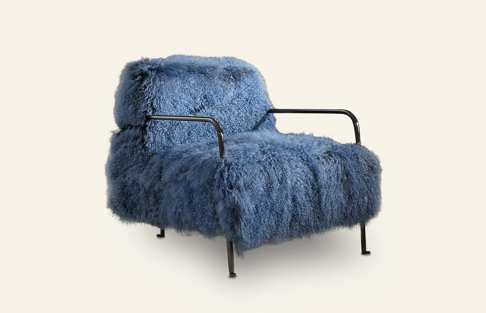 Sillón de felpa azul Lana con patas de metal MY26 1