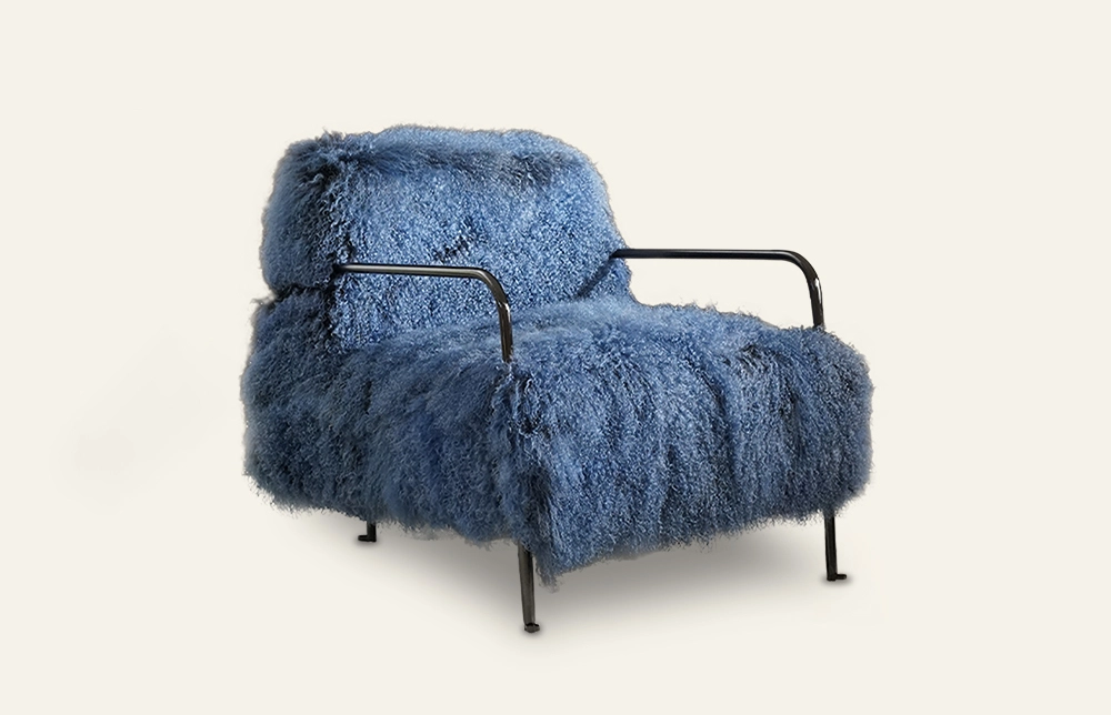 Lana Blauer Plüsch-Loungesessel mit Metallbeinen MY26 1