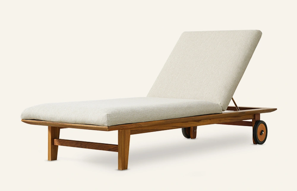 イビサ チーク材製屋外用長椅子（クッションとキャスター付き）HT13 1